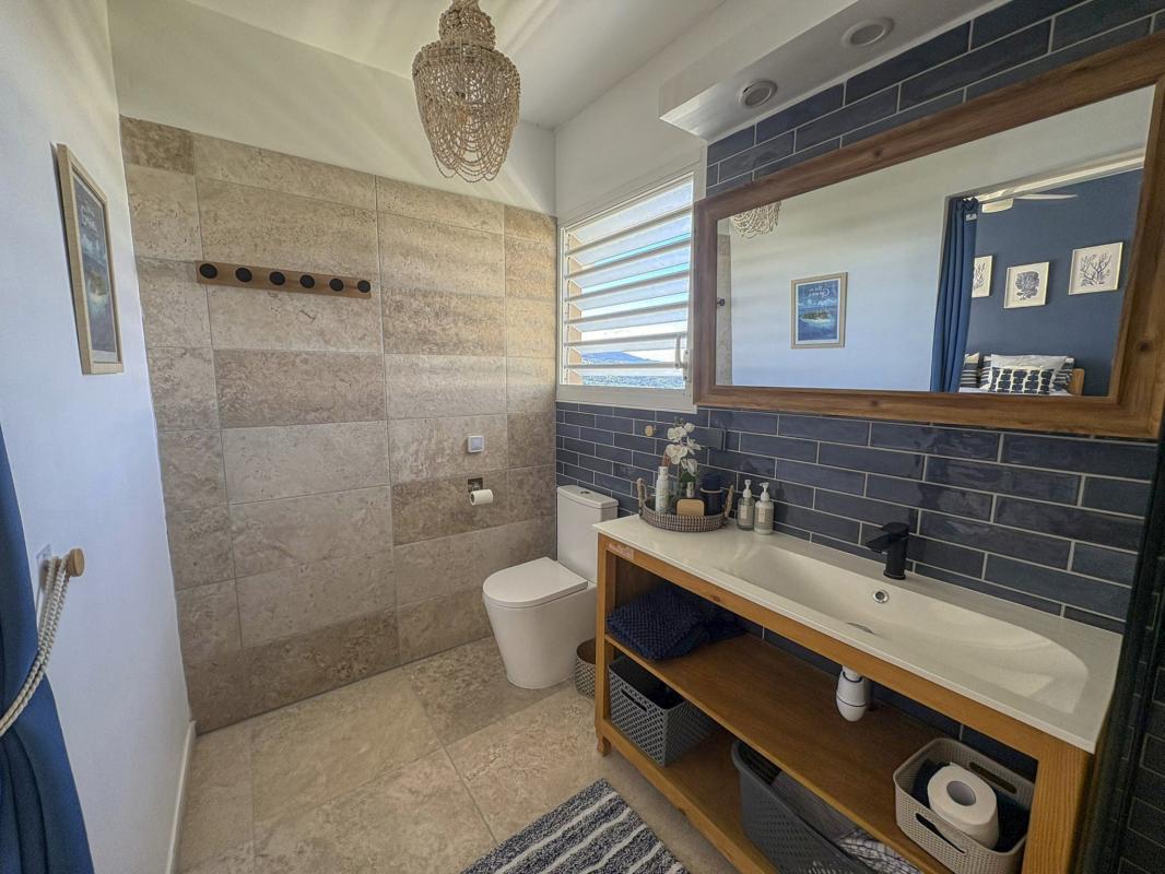 17.Location Villa piscine vue mer Bouillante Guadeloupe_Suite 2 Vue mer